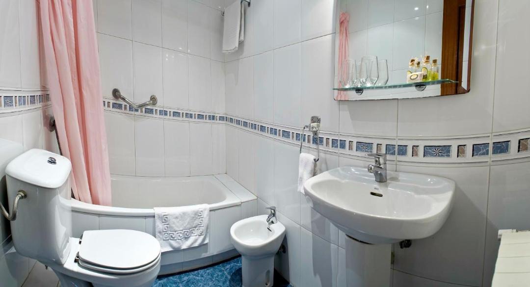 Photo of Bathroom in Mondragon