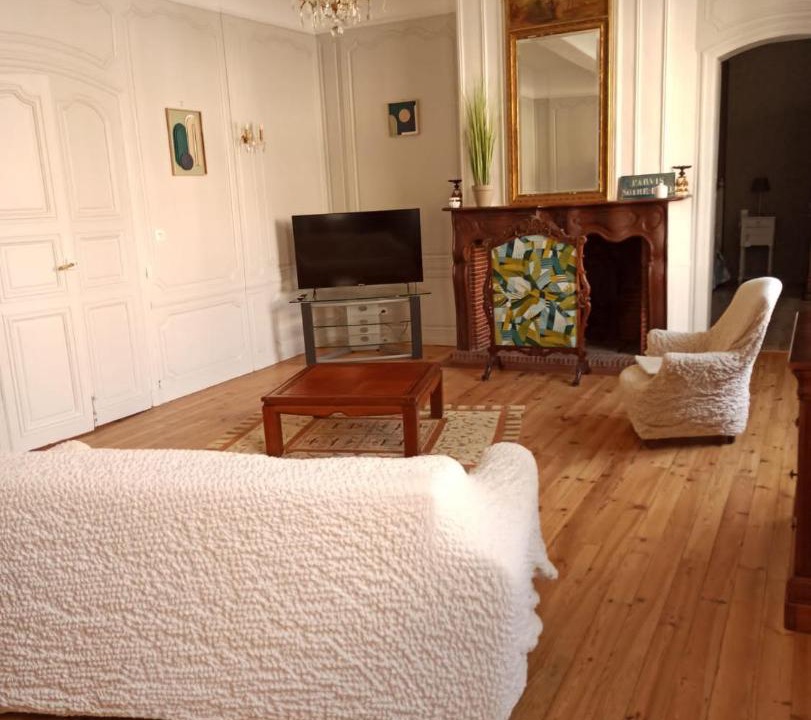 Photo of Livingroom in Mirande