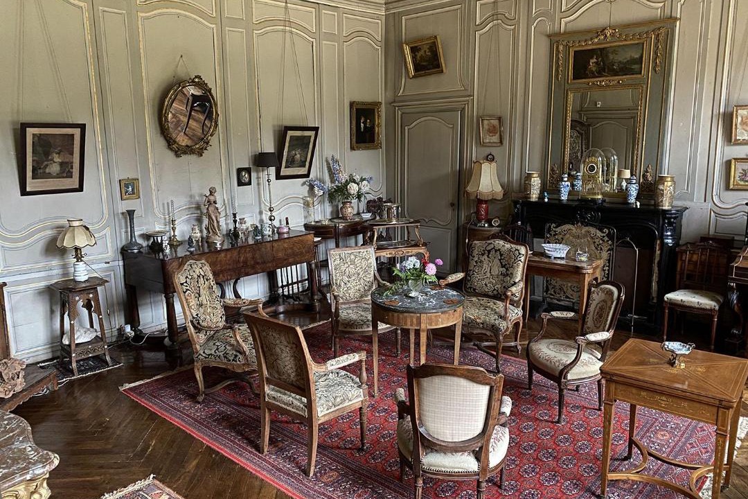 Photo of Others in Quevert