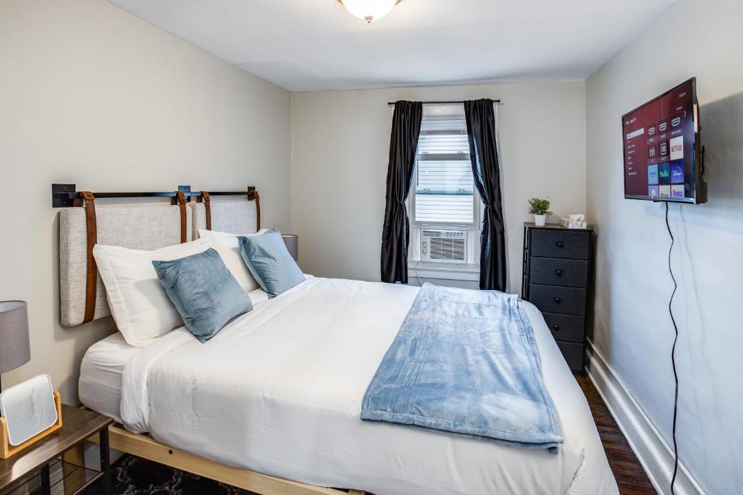 Photo of Bedroom in Downtown Rochester