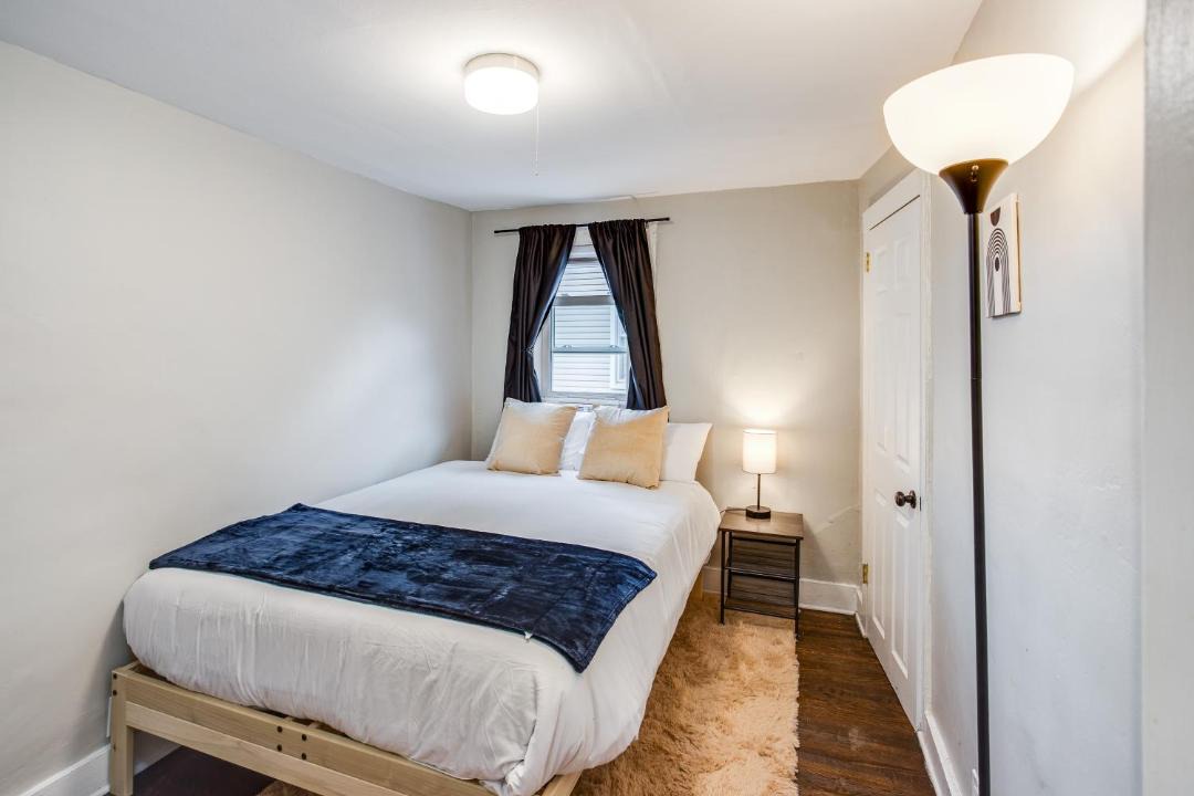 Photo of Bedroom in Downtown Rochester