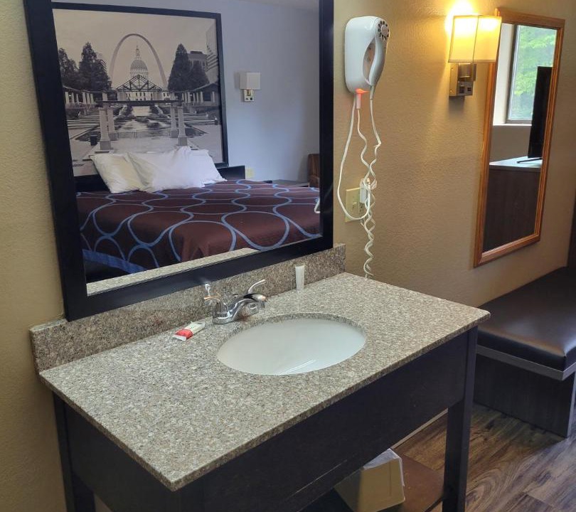 Photo of Others in Sullivan