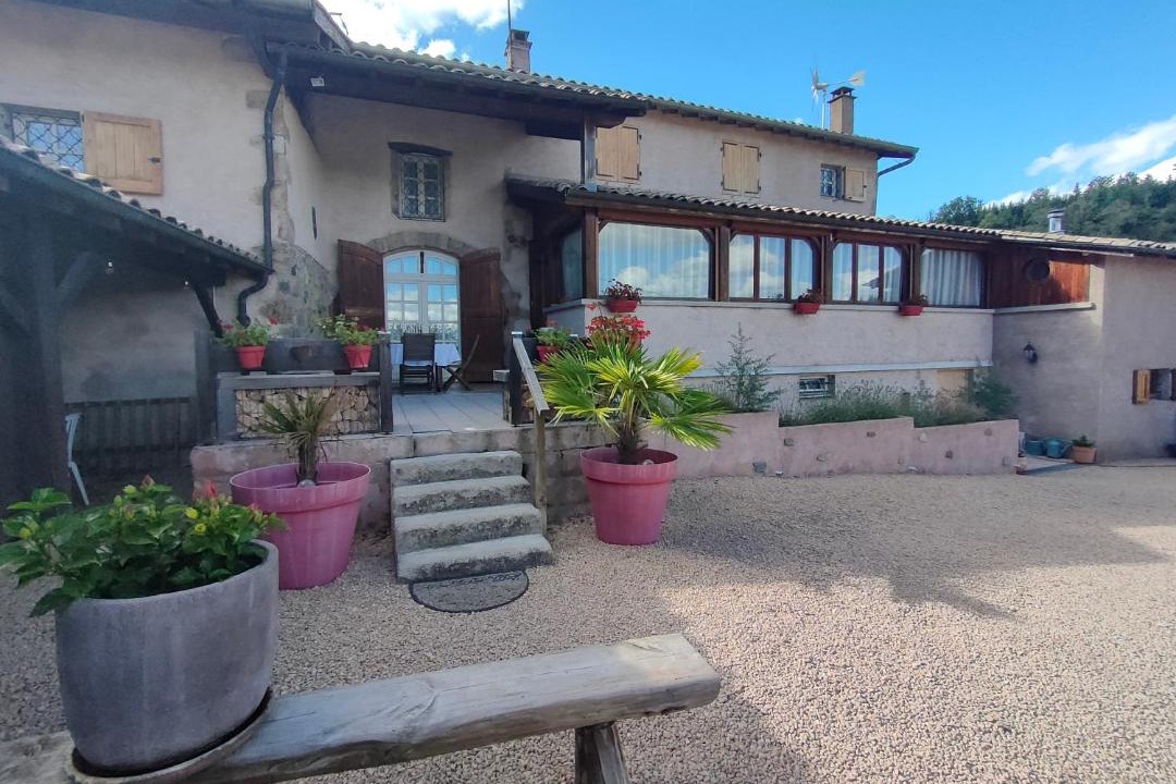 Photo of Others in Vauxrenard