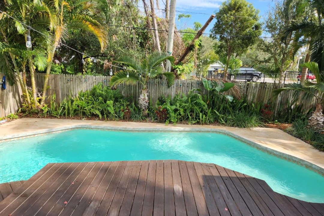 Photo of Others in River District