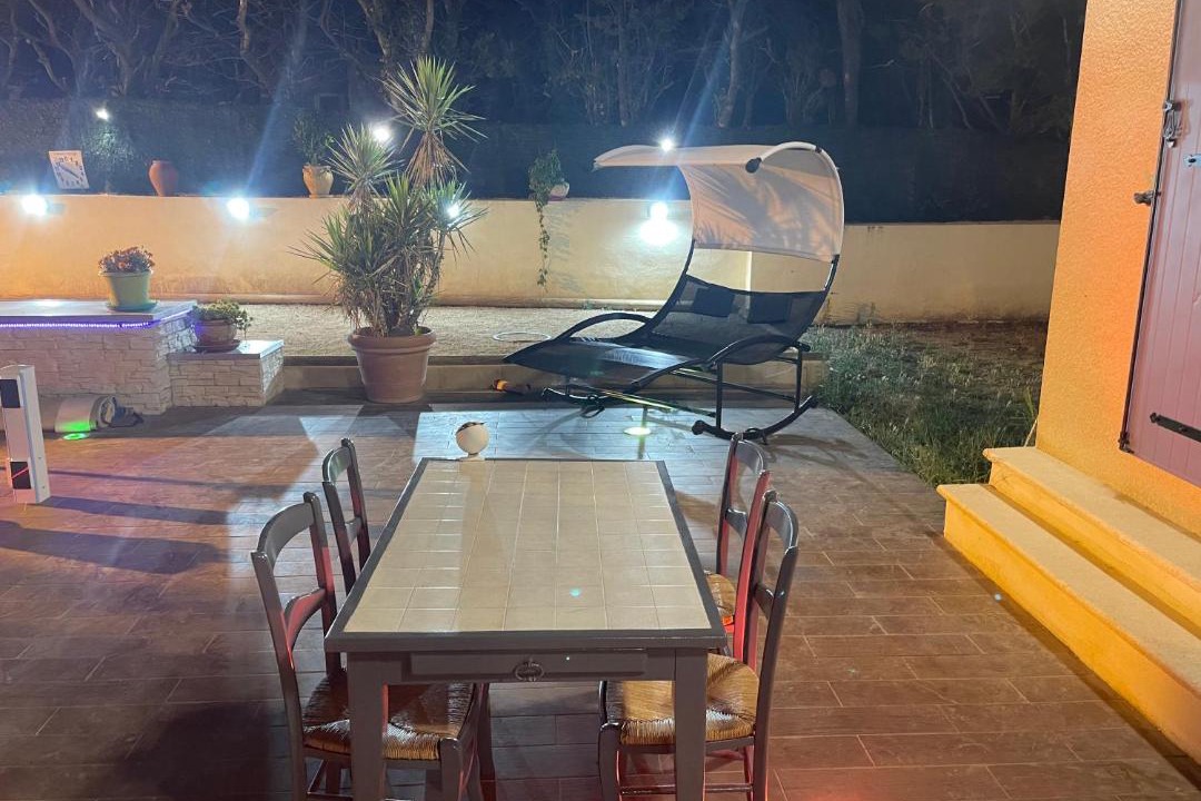 Photo of Others in Venejan