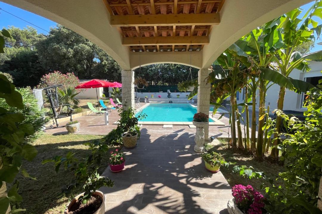 Photo of Others in Venejan