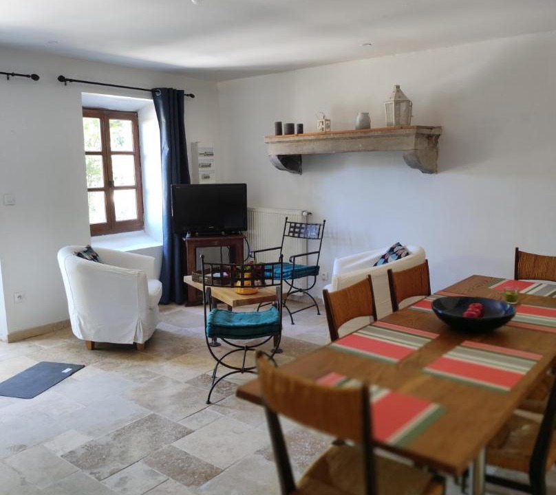 Photo of Livingroom in Portes-en-Valdaine