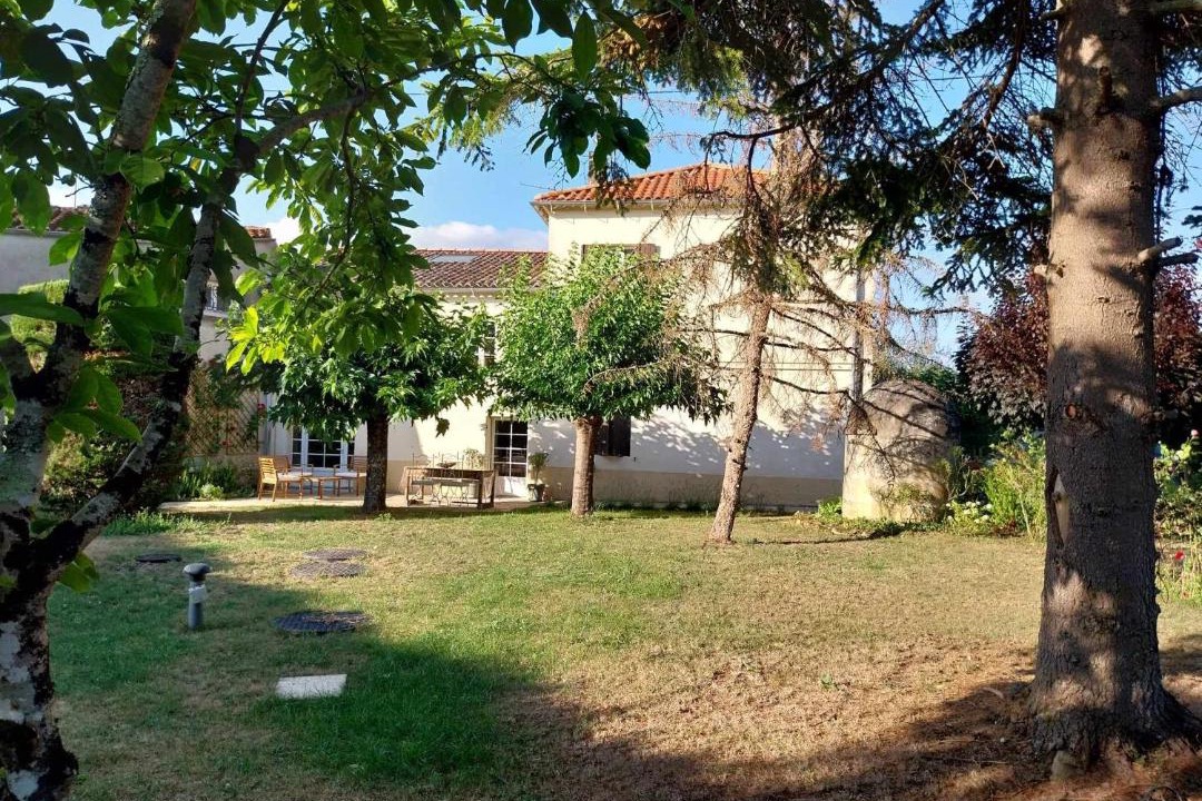 Photo of Others in Blasimon