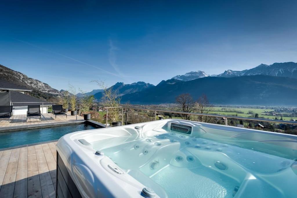 Photo of Outdoor in Lathuile