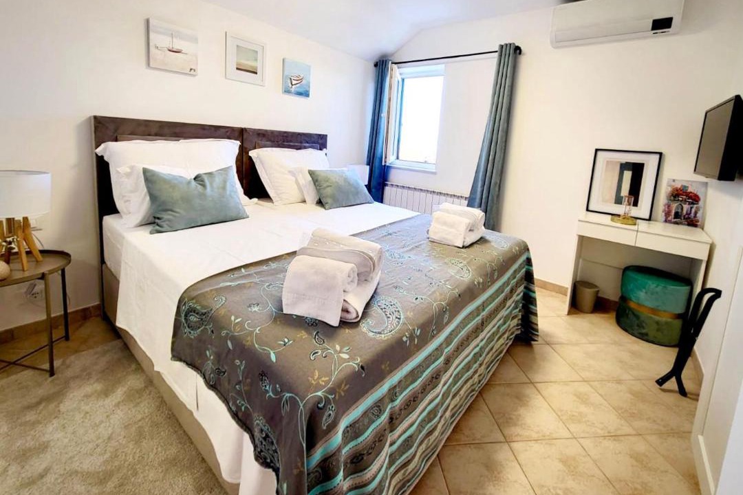 Photo of Bedroom in Opric