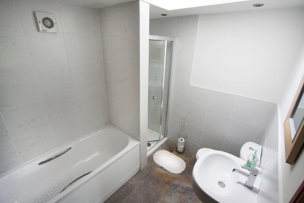 Photo of Bathroom in Thornbury