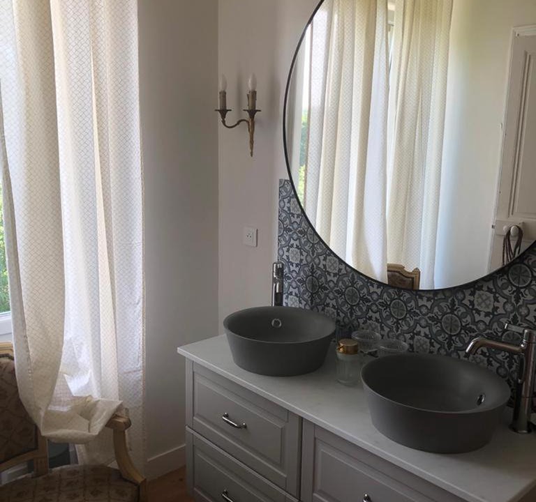 Photo of Bathroom in Haleine
