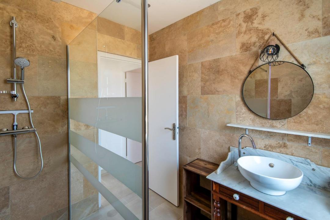 Photo of Bathroom in Montreuil-Bellay