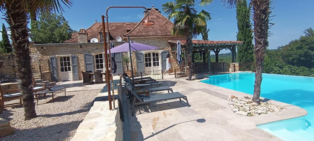 Photo of Others in Montgesty