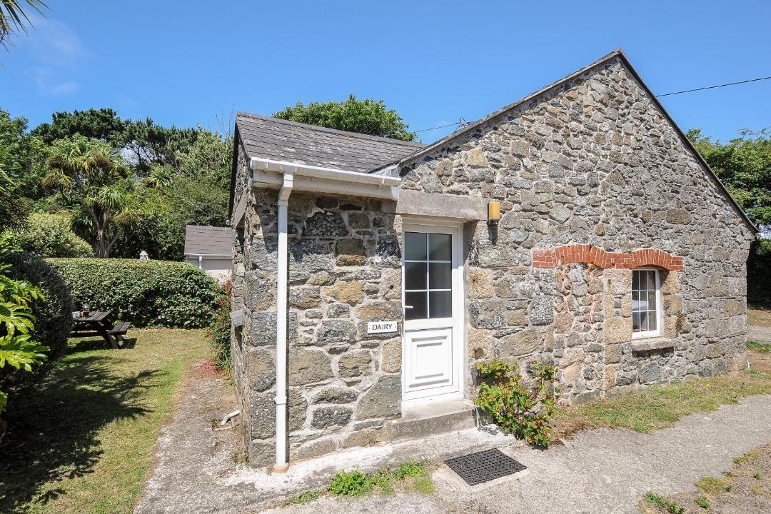 Photo of Others in Mullion