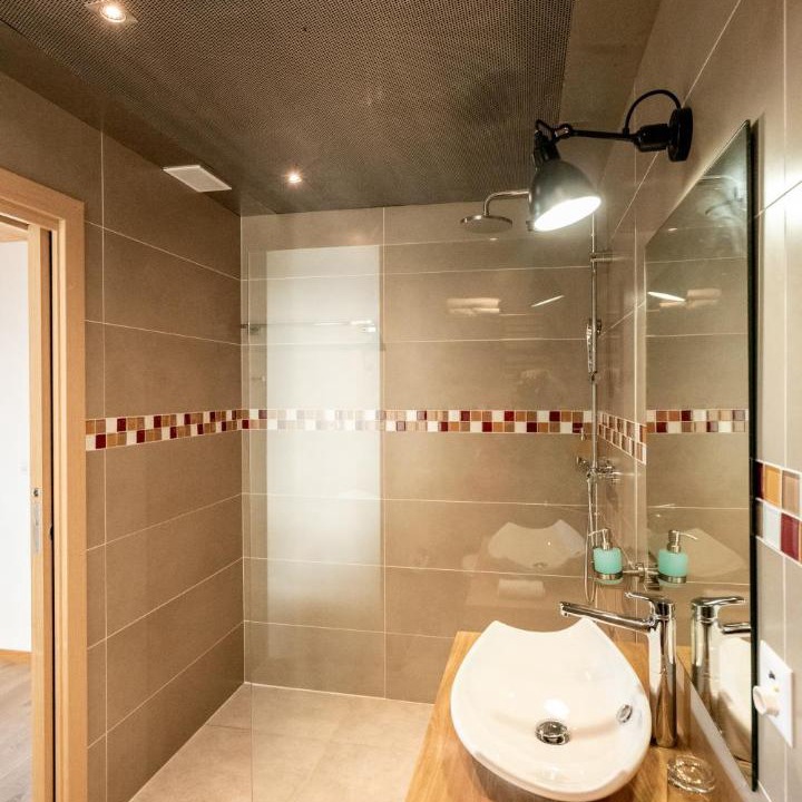 Photo of Bathroom in Vernier