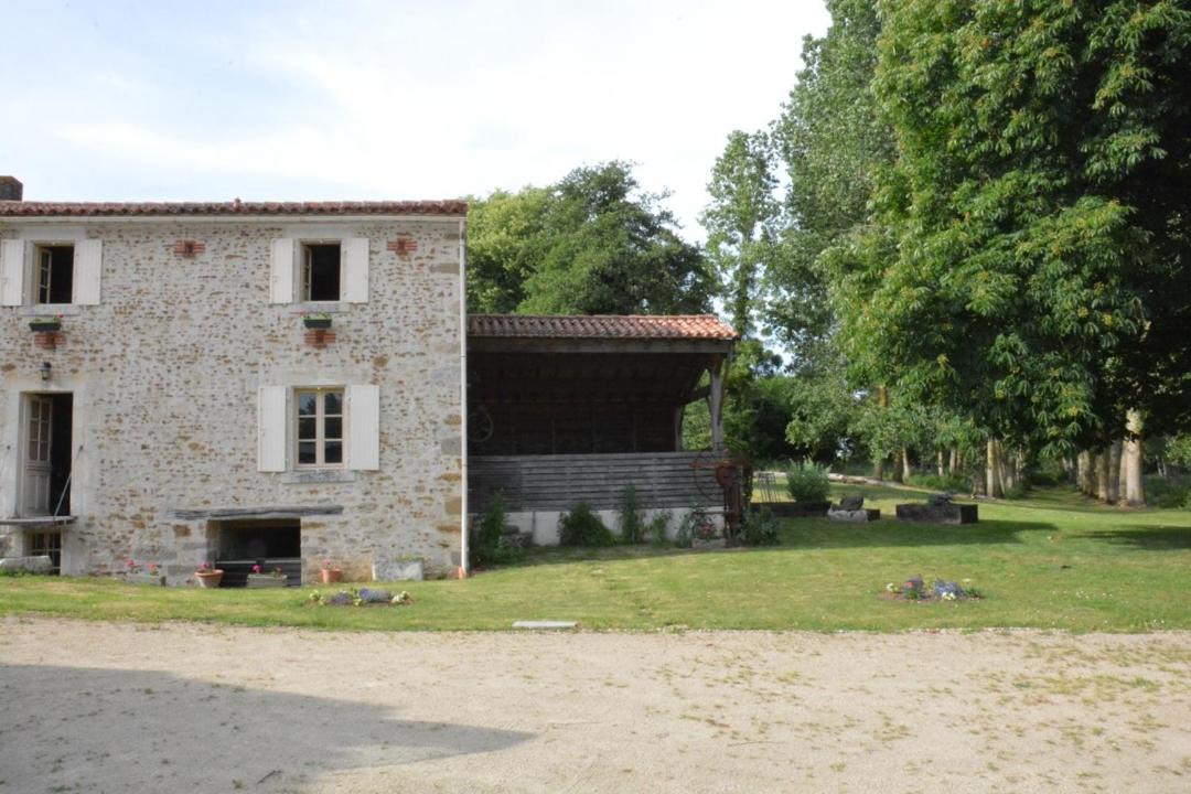 Photo of Others in Saint-Martin-des-Fontaines