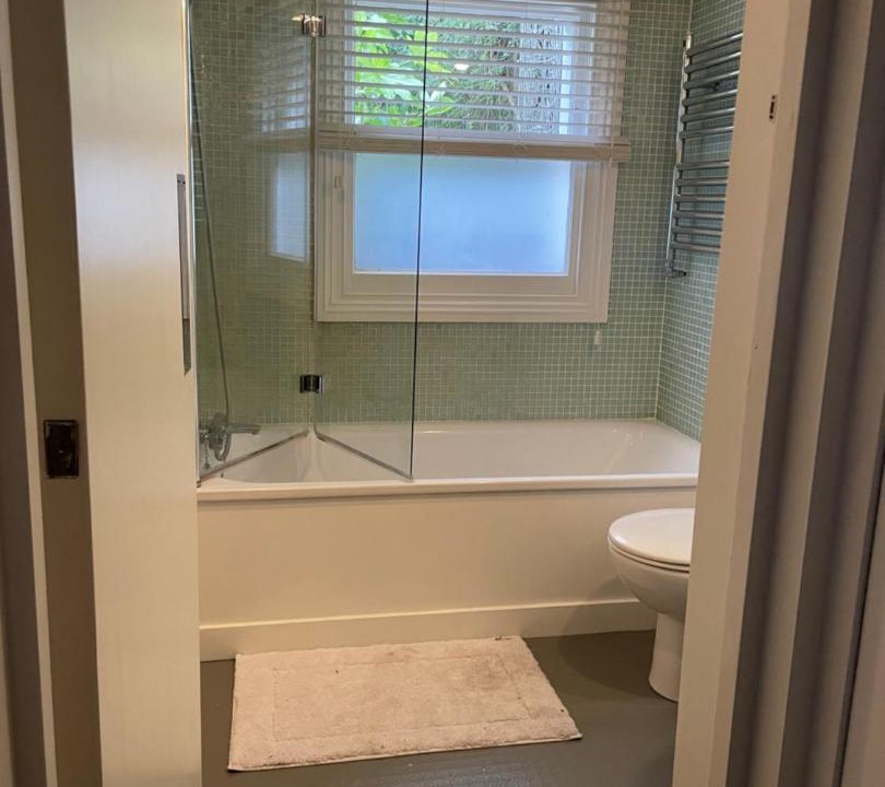 Photo of Others in Notting Hill