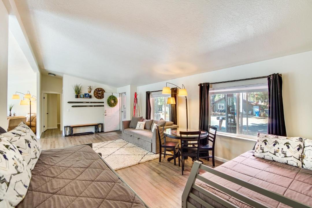 Photo of Others in Packwood