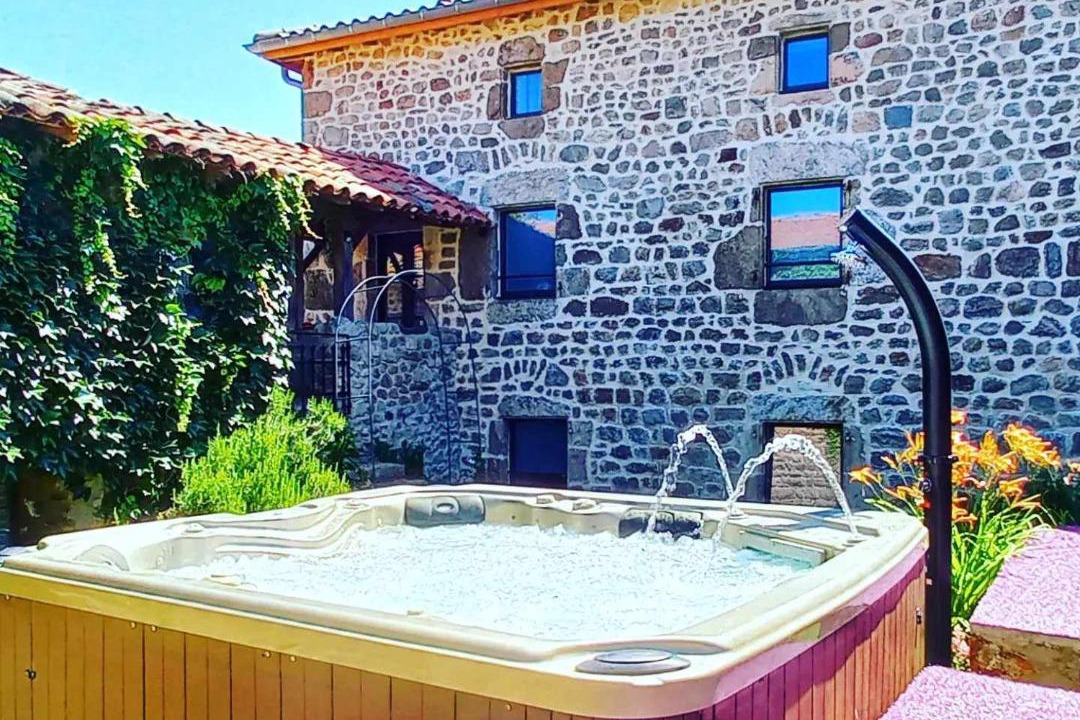 Photo of Others in Nozieres