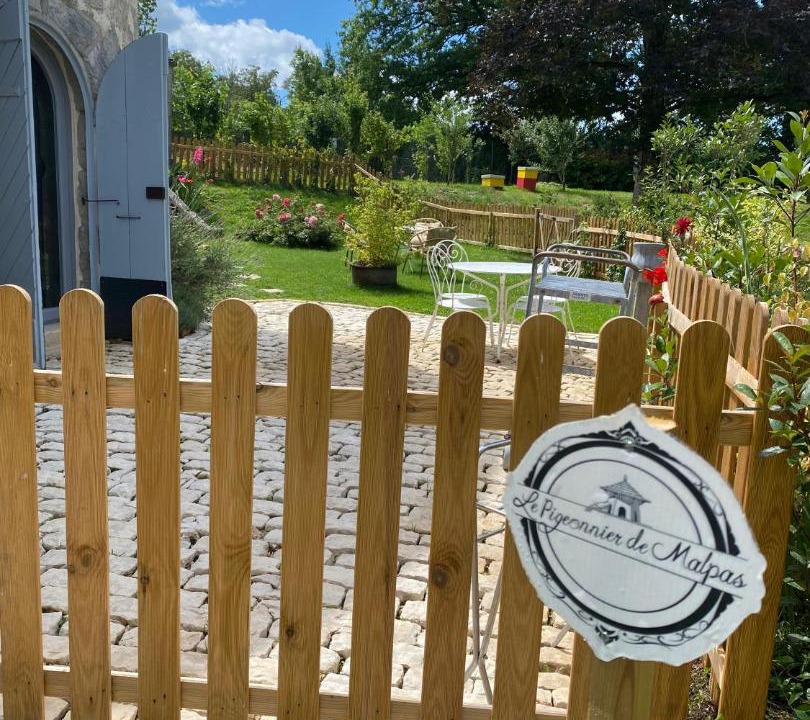 Photo of Others in Quingey