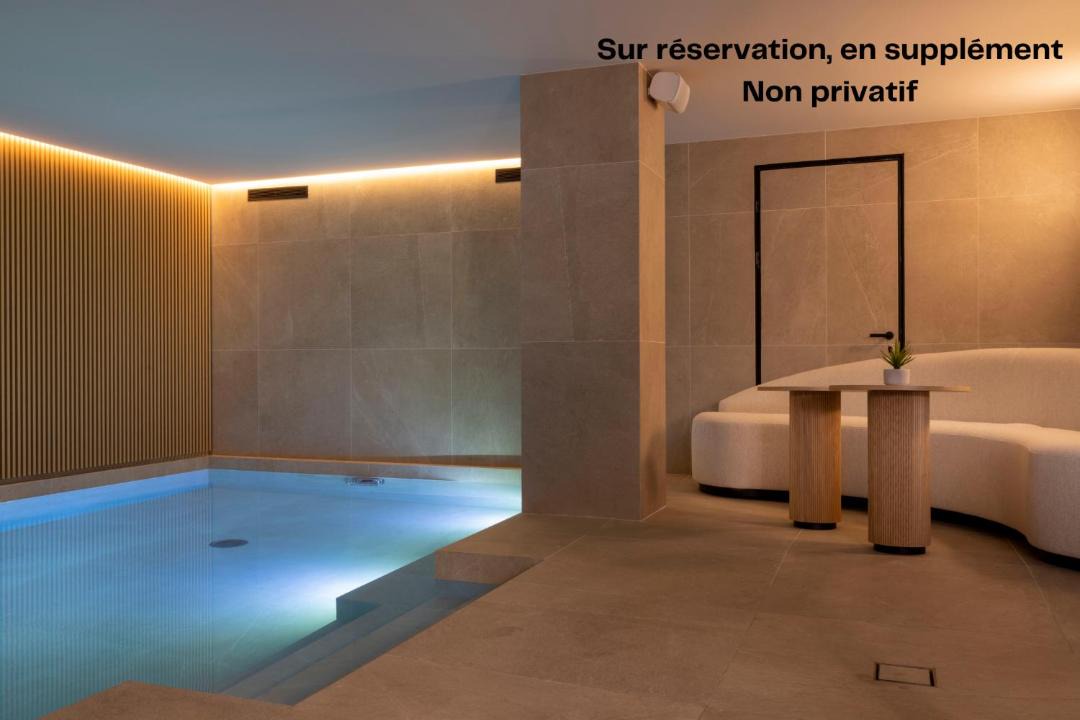 Photo of Bathroom in 10th Arrondissement