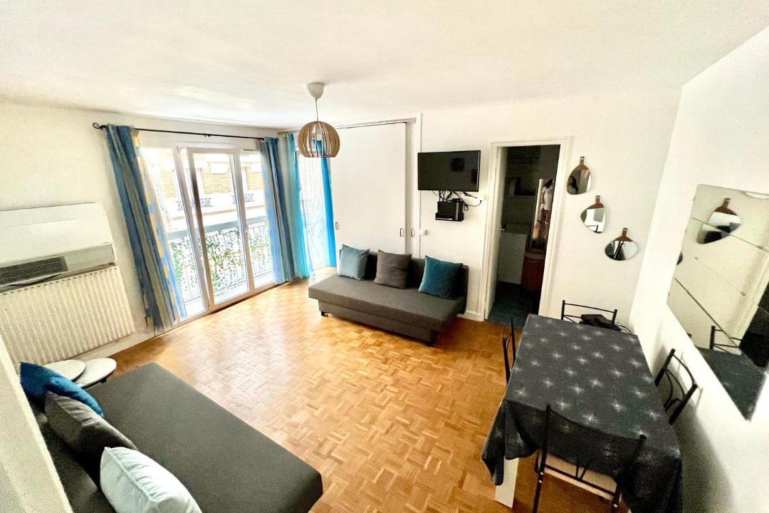 Photo of Livingroom in Clichy