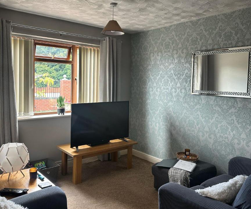 Photo of Livingroom in Oldbury