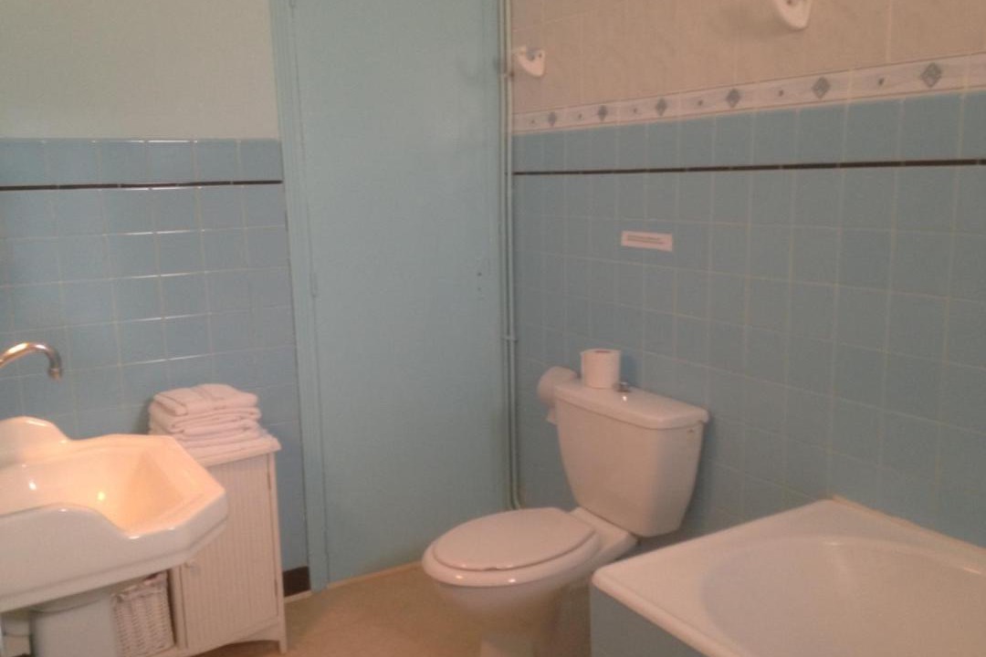 Photo of Others in Oust