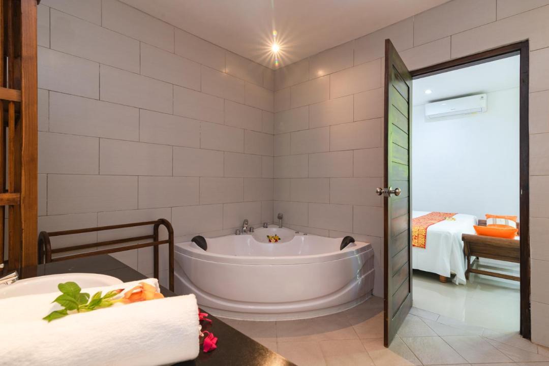 Photo of Bathroom in Kaliasem