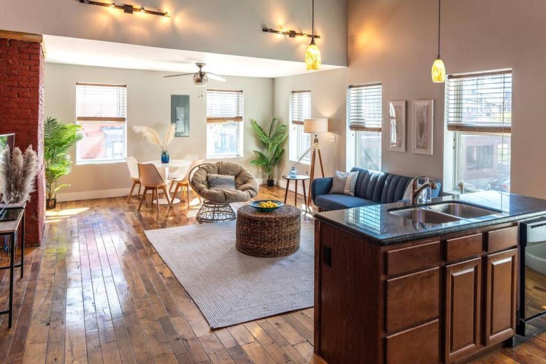 Photo of Livingroom in Pendleton