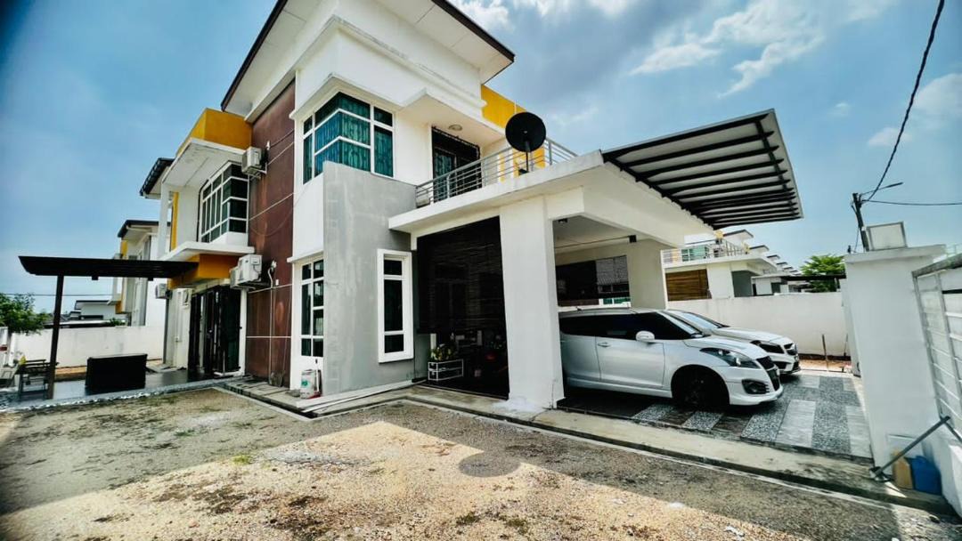 Photo of Others in Rembia