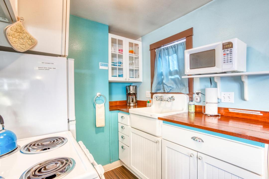 Photo of Others in Downtown Cannon Beach