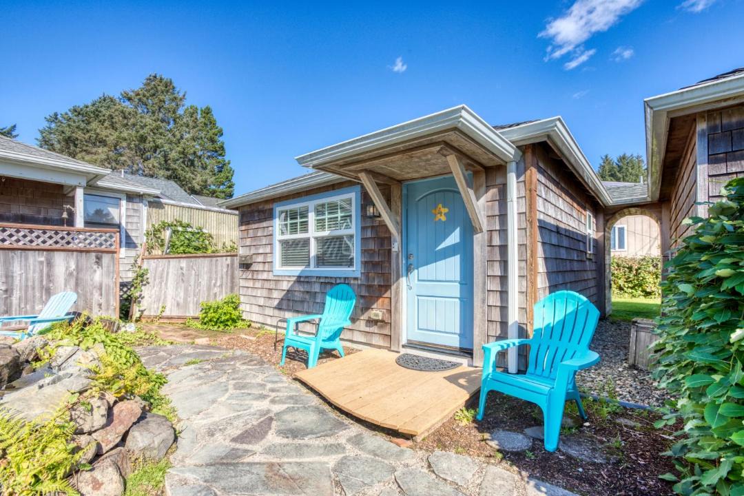 Photo of Others in Downtown Cannon Beach