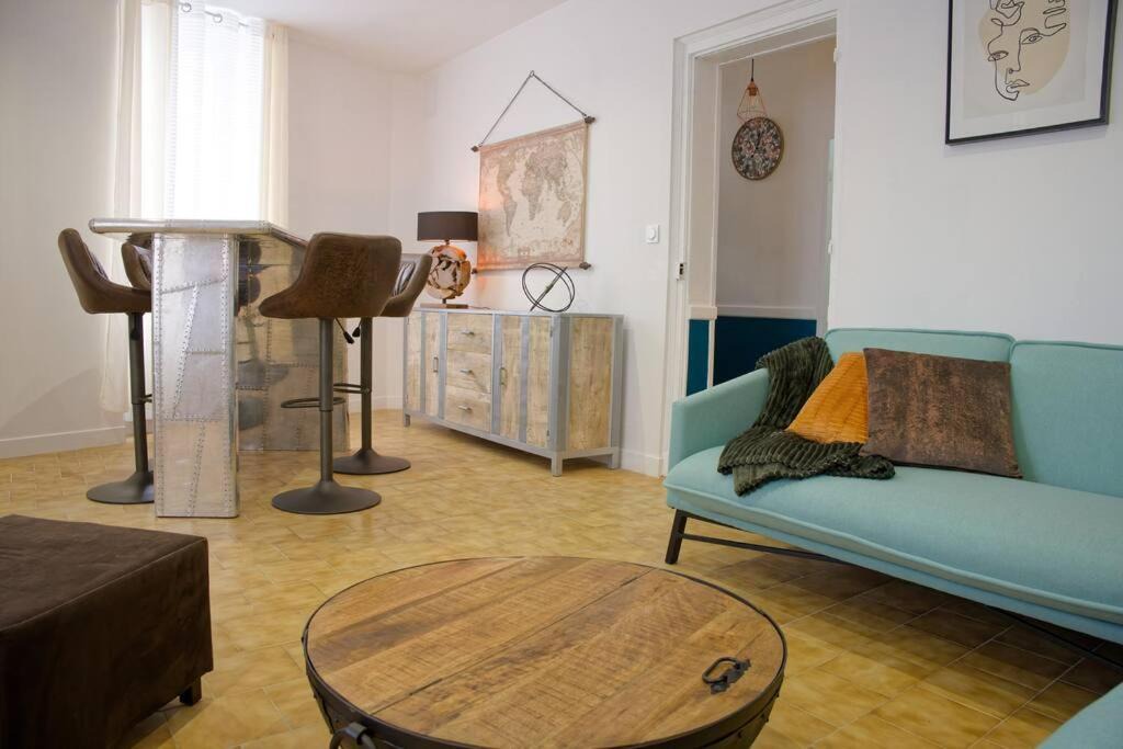 Photo of Livingroom in Thoree-les-Pins