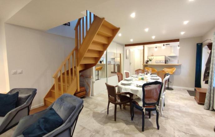 Photo of Others in Valmont