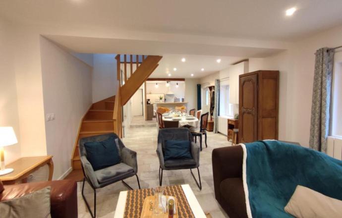 Photo of Others in Valmont