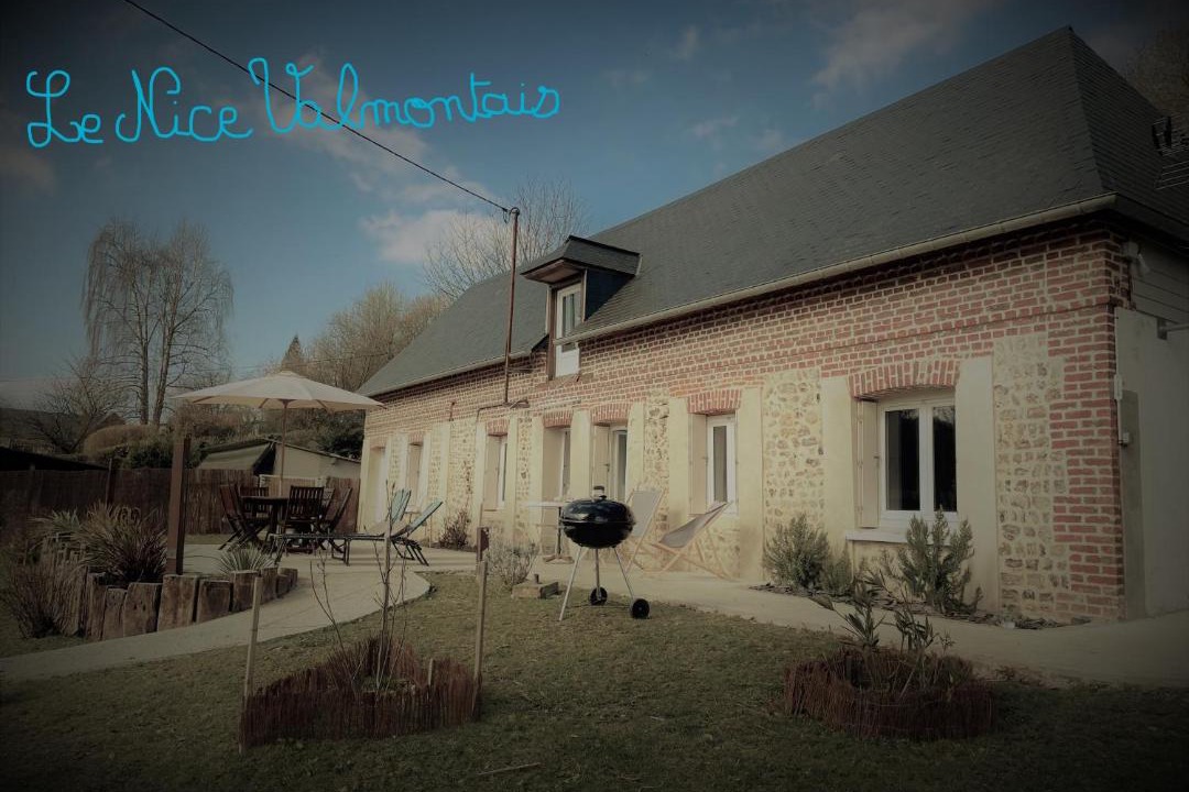 Photo of Others in Valmont