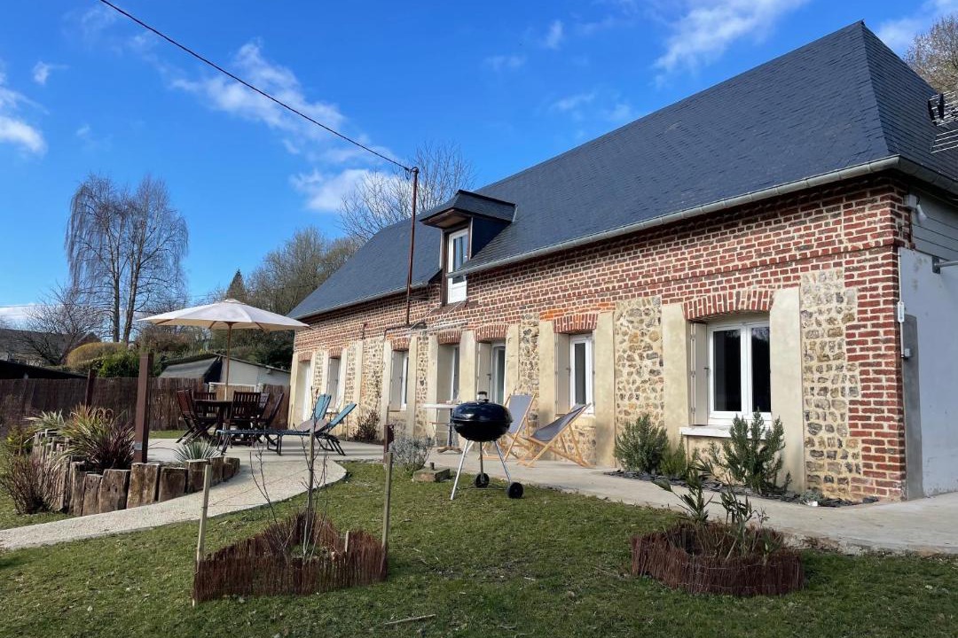 Photo of Others in Valmont