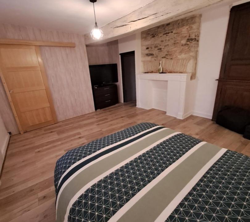 Photo of Bedroom in Arsonval