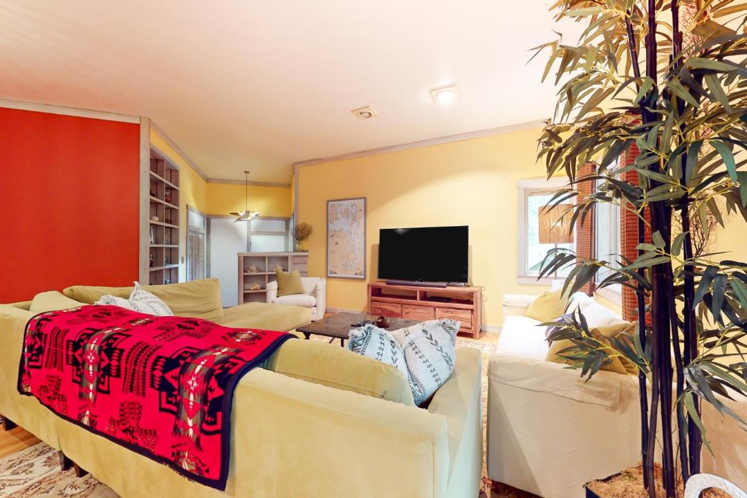 Photo of Others in Burley