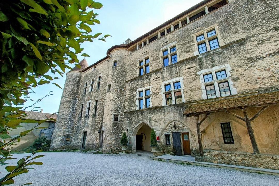 Photo of Buildings in Sainte-Julie