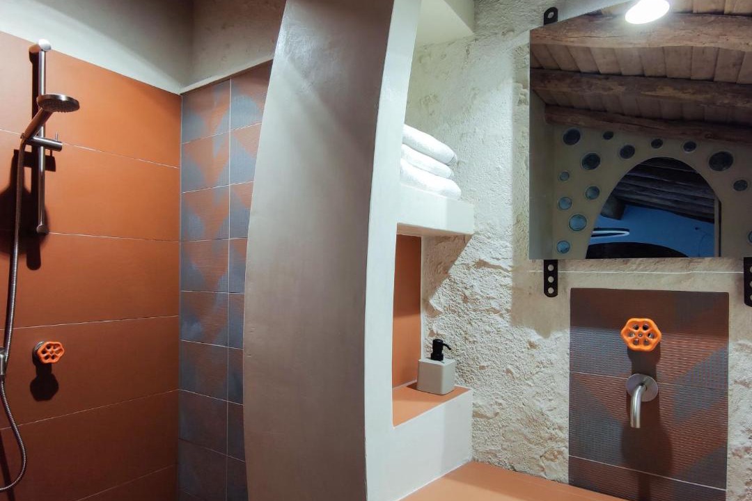 Photo of Bathroom in Pissotte