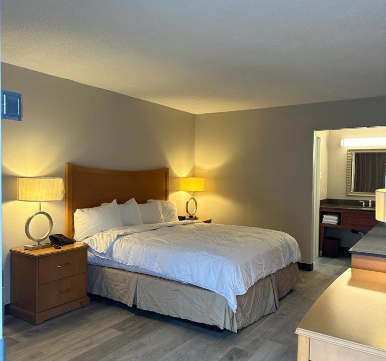 Photo of Bedroom in Lanett