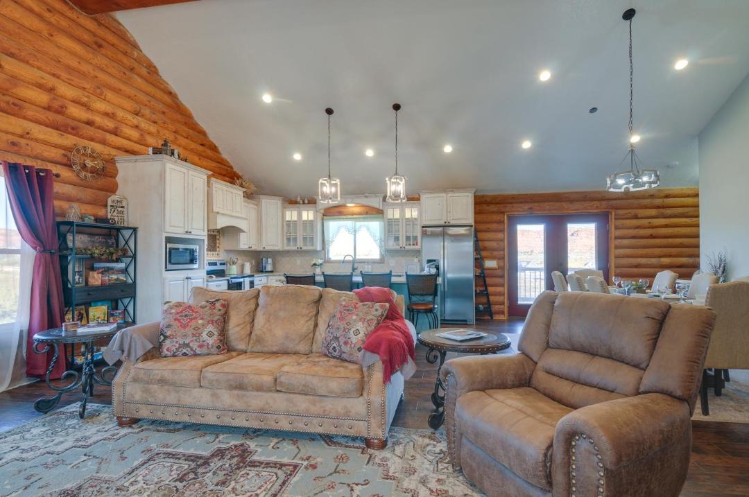 Photo of Livingroom in Kanab