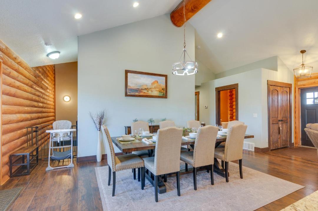 Photo of Livingroom in Kanab