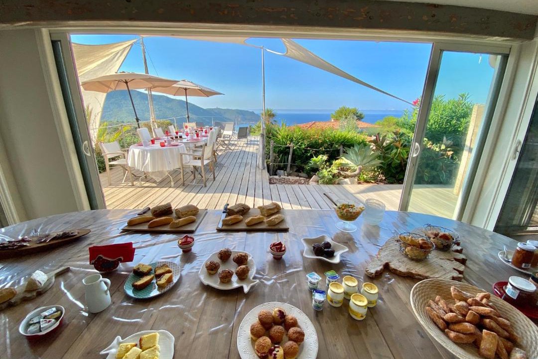 Photo of Others in Coti-Chiavari