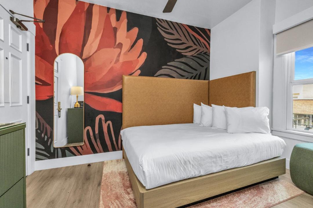 Photo of Others in Theater District