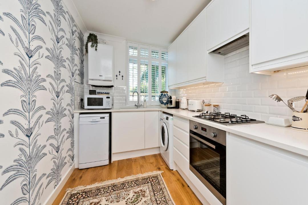 Photo of Others in Kew