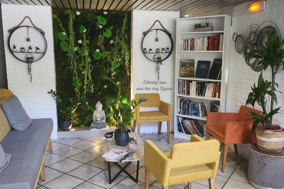 Photo of Others in Antigone